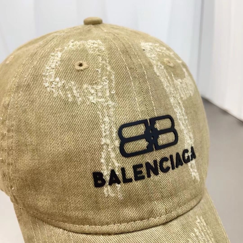 BALENCIAGA